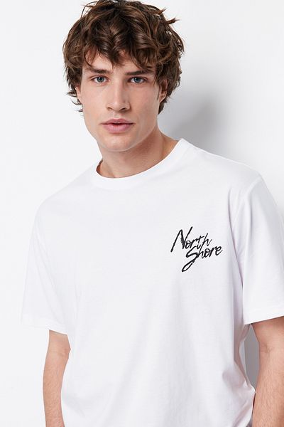 Trendyol Collection Біла футболка з розширеною горловиною з принтом 100 бавовна TMNSS20TS1099