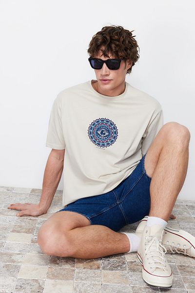 Trendyol Collection Βαμβακερό μπλουζάκι σε μπεζ πλάτη με φαρδιά κοπή - TMNSS22TS1632