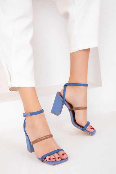 SOHO Klassische Damenschuhe mit Absatz aus blauem Denim 17801