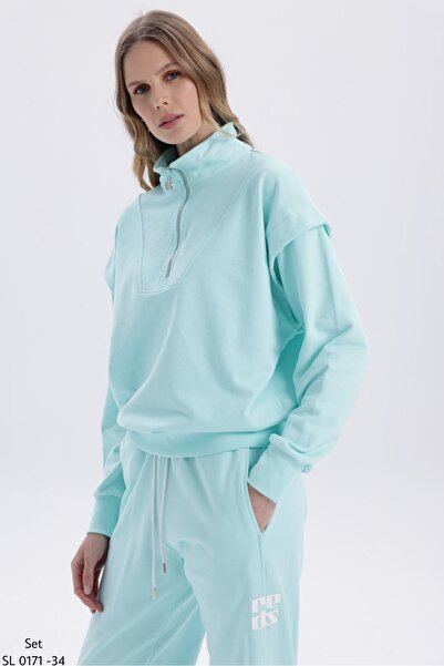 RE DESIGN KOLLARI ALLER DETAYLI KADIN EŞOFMAN TAKIMI