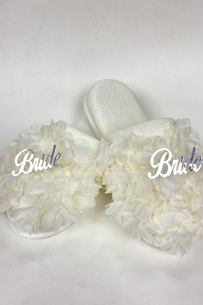 Hayalperest boncuk Beyaz Bride Yazılı Çiçekli Süslü Gelin Terliği
