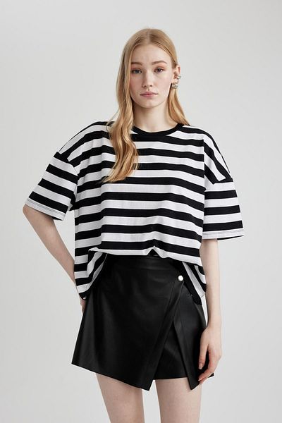 DeFacto Coool Loose Fit Print Short Sleeve T-Shirt Z9735Az24Sm