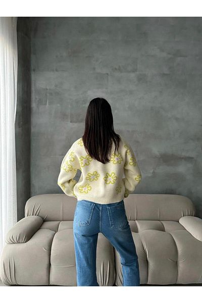 Sobe Women's Short Cardigan Floral Pattern