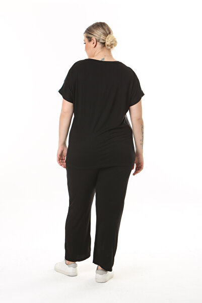 XL Modam WOMEN'S LARGE SIZE BLUE AND WHITE FLOWER PATTERNED DIGITAL PRINT LYCRAS TUNIC