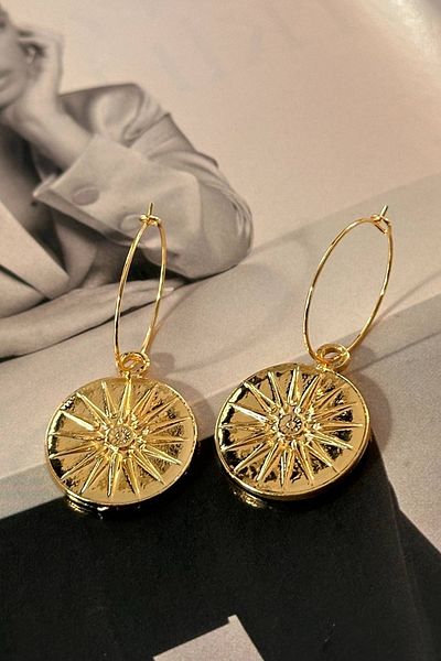 Trendy Butik القطب نموذج الأقراط خمر
