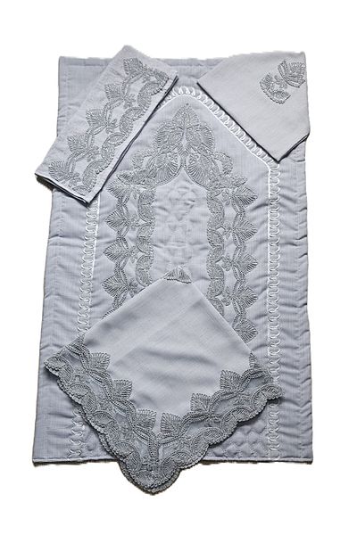 ZESA HOME Guipure 4 Piece Prayer Rug Set Gray Dowry Box