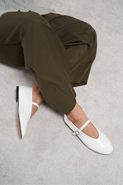 NİŞANTAŞI SHOES Balerini de damă cu talpă plată, cu detaliu curea din piele l...