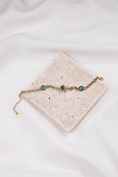 Sacha Accessories سوار من الفولاذ الذهبي بتفاصيل لوحة عين الشر