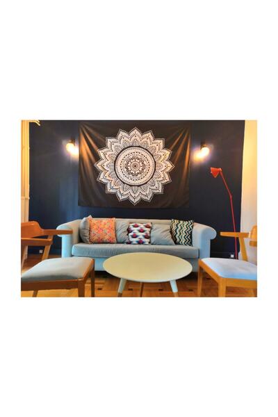 Mandala Desenli Duvar Örtüsü 150x150cm