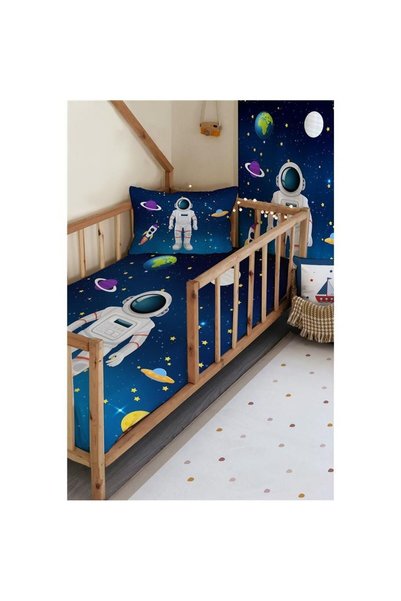 milroma Astronot Desenli Çocuk Yatak Örtüsü