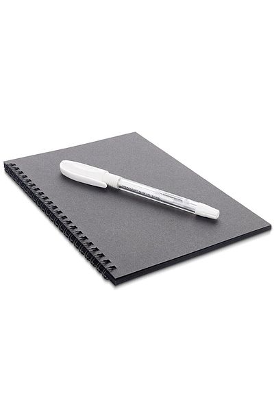 Four Kids Black Leaf Notebook Spiral 14X20 20 Sheets 40 Sheets White Gel Pen