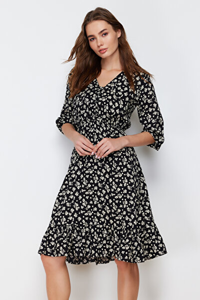 Trendyol Collection Μαύρο φλοράλ υφαντό φόρεμα TWOSS20EL0577