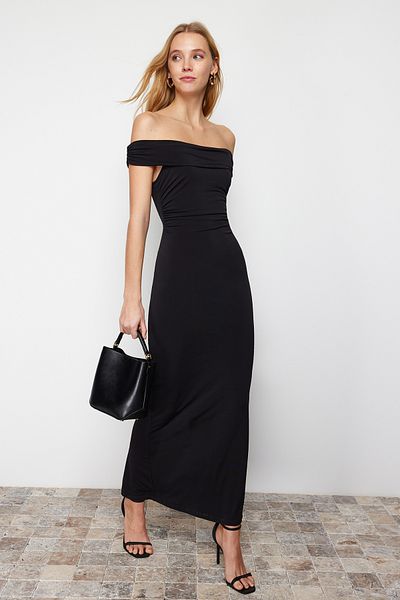 Trendyol Collection Ευέλικτο Πλεκτό Μαύρο Maxi Φόρεμα - Μολύβι γιακά Madonna, TWOSS24EL00254