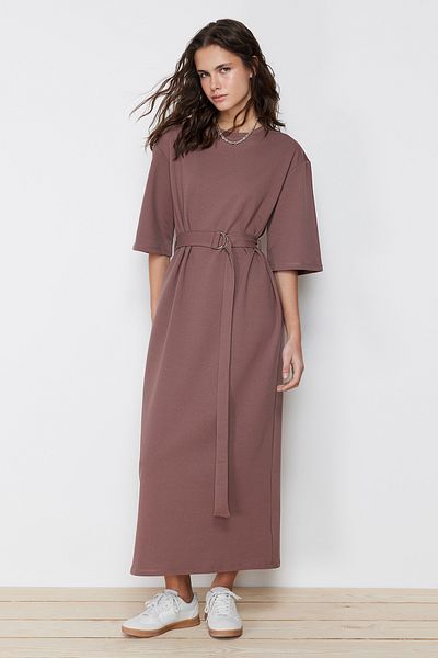 Trendyol Modest Καφέ πλεκτό φόρεμα με μισό μανίκι TCTSS24EB00108