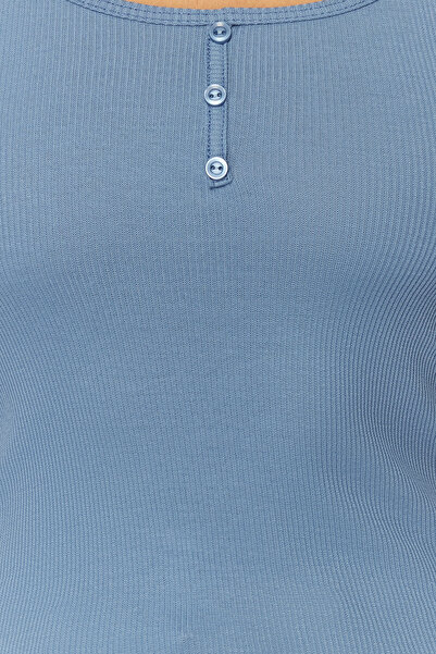 Trendyol Collection Blue Buttoned Fitted/Fitted Cotton Flexible Corded Knitted Undershirt TWOSS24AL00015