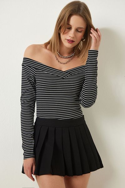 Happiness İstanbul Women's Black Asymmetrical Collar Striped Saran Knitted Blouse FF00153