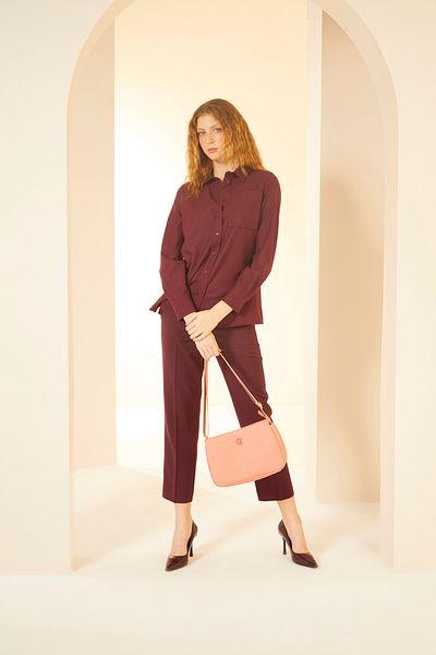Pierre Cardin حقيبة كتف نسائية مرجانية 05PO24Y1788