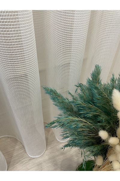 Brillant Modern Steel Armor Pattern 1/2,5 Medium Pleat - Ecru Tulle Curtain
