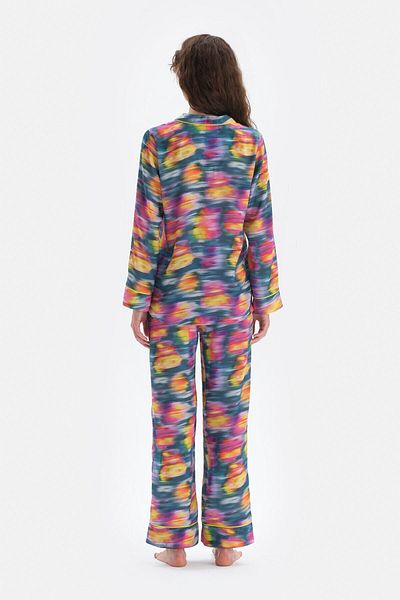 Dagi Multicolor Shirt Collar Metering Printed Satin Pajama Set