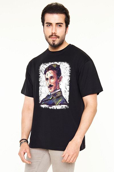 Pisa Art Унисекс черна тениска с овърсайз принт от Никола Тесла