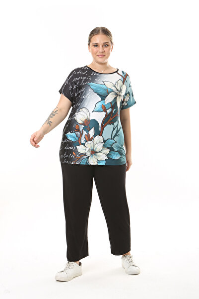 XL Modam WOMEN'S LARGE SIZE BLUE AND WHITE FLOWER PATTERNED DIGITAL PRINT LYCRAS TUNIC