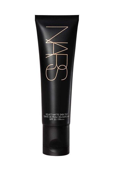 Nars كريم أساس مخملي غير لامع للبشرة 6520 كوبا متوسط 3
