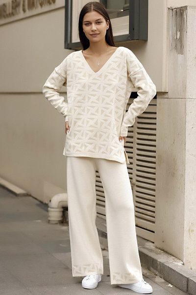 ALCHON V-neck Long Sleeve Loose Cut Split Sweater Elastic Waist Straight Leg Trousers Knitwear Two Pieces Set