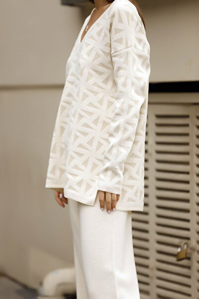 ALCHON V-neck Long Sleeve Loose Cut Split Sweater Elastic Waist Straight Leg Trousers Knitwear Two Pieces Set