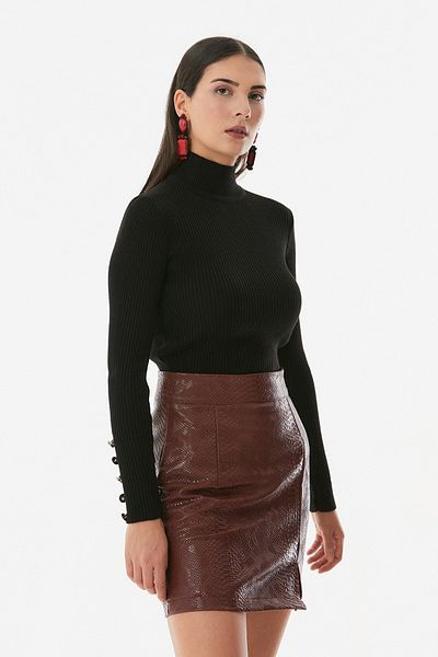 Fulla Moda Pulover din tricot cu guler înalt și detalii cu nasturi.