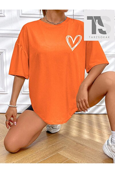 Tarzsokak Tricou cu decolteu jos și imprimeu inimă