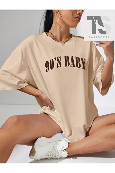 Tarzsokak Тениска с ниска раменна линия и графичен надпис