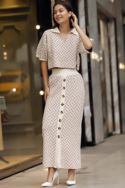 ALCHON V Polo λαιμόκοψη μισό μανίκι κοντό πουλόβερ ελαστική μέση με σχισμή μπροστά με κουμπιά φούστα με μοτίβο πλεκτό σετ δύο τεμαχίων