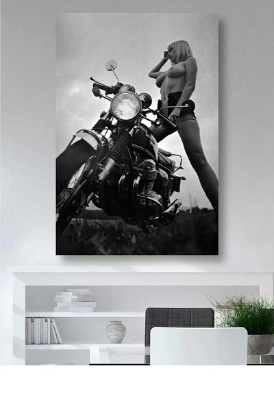 PrintiesPlus Motorcu Kadın Kanvas Duvar Tablo