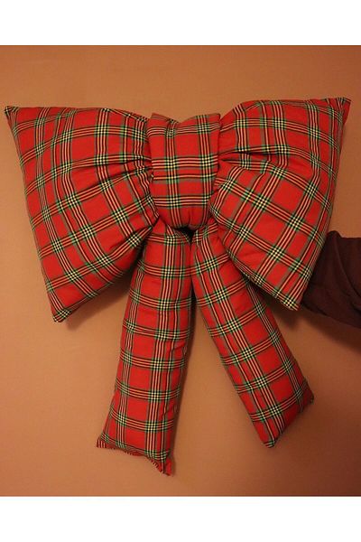 Mamma Mia Home Christmas Ribbon Pillow