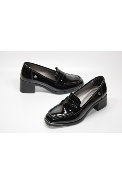 casso KALIN TOPUKLU KAUÇUK KAYMAZ TABAN KADIN GÜNLÜK SİYAH RUGAN TOPUKLU LOAFER AYAKKABI