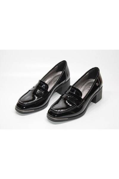 casso KALIN TOPUKLU KAUÇUK KAYMAZ TABAN KADIN GÜNLÜK SİYAH RUGAN TOPUKLU LOAFER AYAKKABI