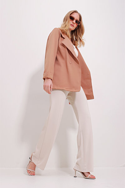 Trend Alaçatı Stili Dámska suchárska atlasová bunda s dvojitým rukávom a golierom ALC-X11536