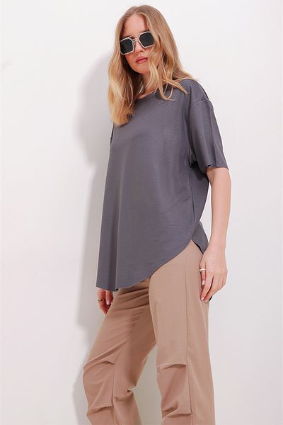 Trend Alaçatı Stili Women's Anthracite Crew Neck Oval Cut Modal T-Shirt ALC-X11506