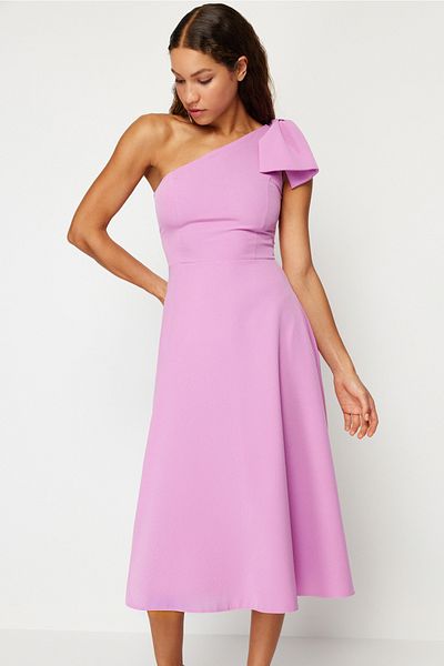 Trendyol Collection Stilvolles rosa gewebtes Abendkleid – A-Schnitt, Schleifendetail TPRSS24EL00105