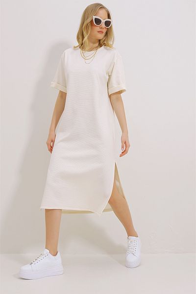 Trend Alaçatı Stili Women's Ecru Crew Neck Double Sleeve Slit Dress ALC-X11485