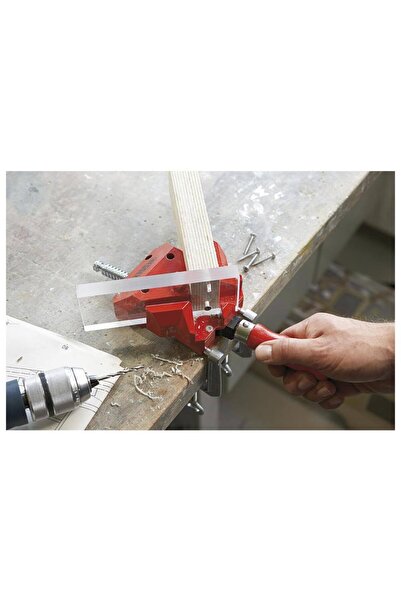 Bessey Köşe Mengenesi