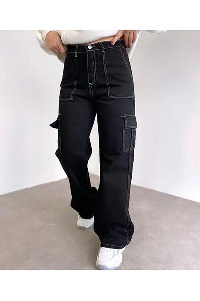 LAMİRA White Stitched Cargo Pocket Trousers Wide Leg