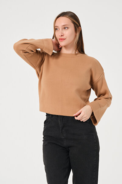PUNKY CAT Жіночий коричневий светр з коміром-стійкою та деталями на рукавах