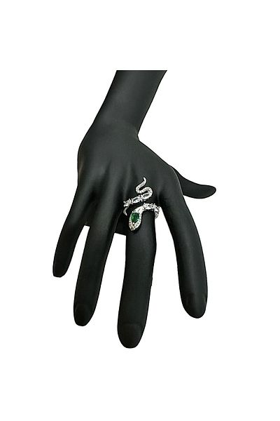 neslyaccessories خاتم ثعبان مزين بالزركون والأحجار الخضراء الزمردية