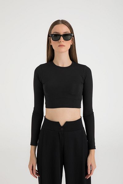 SHEISMONO Soft Touch Round Neck Short Blouse Black