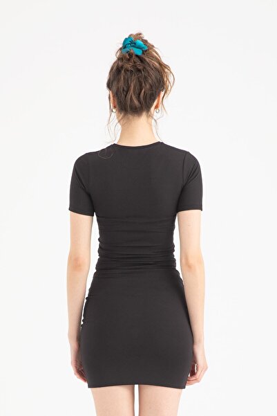 SHEISMONO Blůza s kulatým výstřihem a krátkým rukávem Soft Touch černá