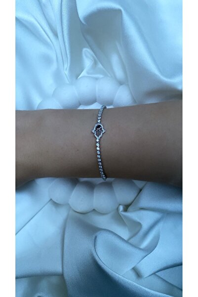 Accessories سوار فضي اللون من Fatma Mom's Hand Elevator Waterway