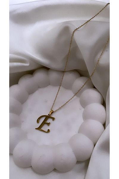 Accessories قلادة من الفولاذ باللون الذهبي بحرف E