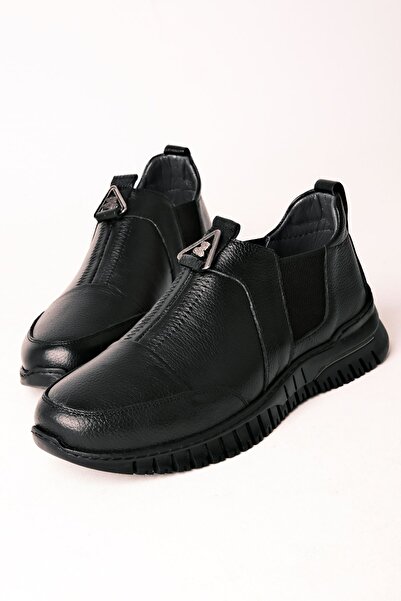 Brs Five Women's Genuine Leather Triangle Metal Detailed Casual Shoes-black