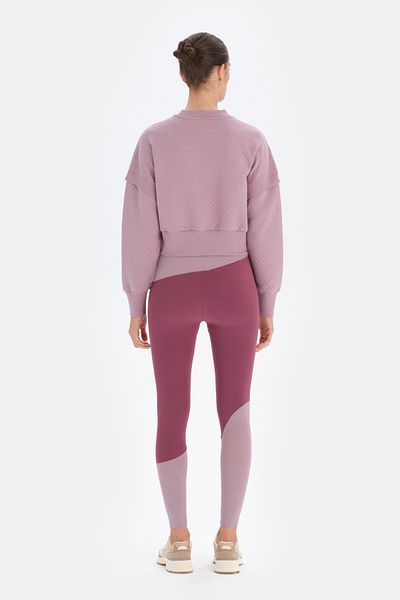 Dagi Lilafarbenes, gestepptes, kurzes Sweatshirt für Damen